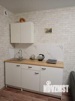 Студия квартира, посуточно, 25м2, 7/18 этаж