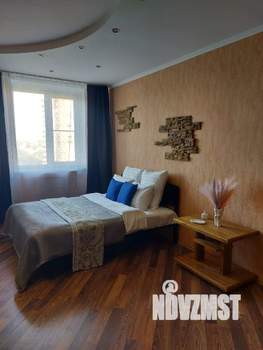 Студия квартира, посуточно, 48м2, 10/16 этаж