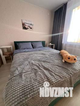Студия квартира, посуточно, 28м2, 3/18 этаж