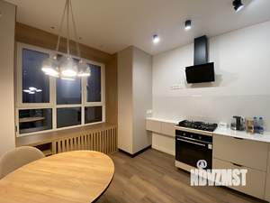 1-к квартира, посуточно, 40м2, 9/25 этаж