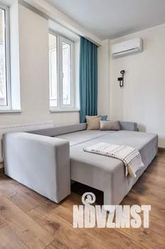 1-к квартира, посуточно, 35м2, 4/24 этаж