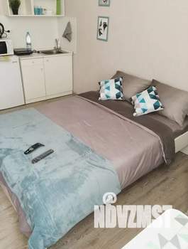 Студия квартира, посуточно, 18м2, 1/4 этаж