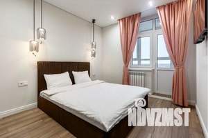 1-к квартира, посуточно, 40м2, 9/25 этаж