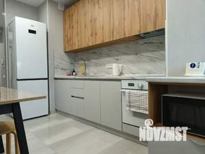 1-к квартира, посуточно, 35м2, 4/25 этаж