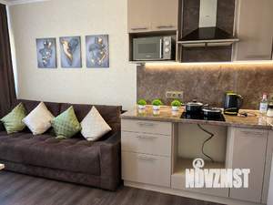 1-к квартира, посуточно, 42м2, 23/25 этаж