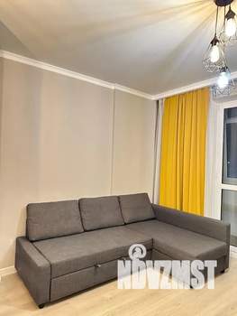 Студия квартира, посуточно, 38м2, 18/24 этаж