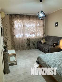 1-к квартира, посуточно, 42м2, 3/10 этаж