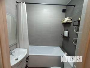 Студия квартира, посуточно, 27м2, 3/20 этаж