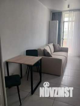 Студия квартира, посуточно, 30м2, 21/25 этаж