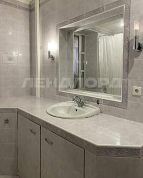 3-к квартира, на длительный срок, 100м2, 4/5 этаж