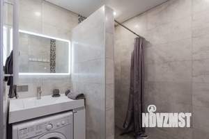 Студия квартира, посуточно, 37м2, 6/17 этаж