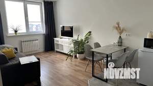 Студия квартира, посуточно, 40м2, 16/18 этаж