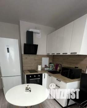 Студия квартира, посуточно, 25м2, 12/18 этаж