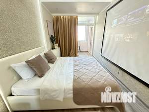 1-к квартира, посуточно, 47м2, 10/32 этаж