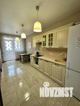 1-к квартира, посуточно, 50м2, 1/1 этаж