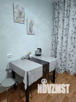 1-к квартира, посуточно, 35м2, 9/16 этаж