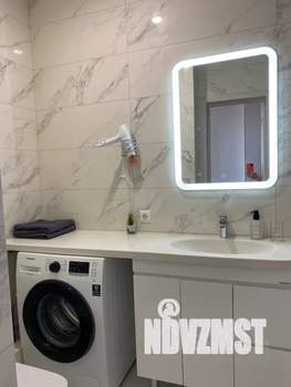 Студия квартира, посуточно, 28м2, 21/32 этаж