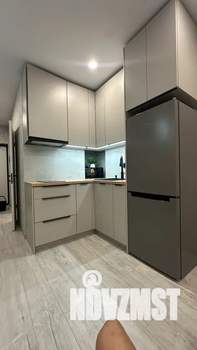 Студия квартира, посуточно, 30м2, 13/23 этаж