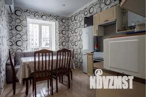 3-к квартира, посуточно, 80м2, 2/7 этаж
