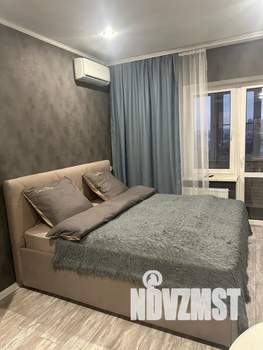 Студия квартира, посуточно, 28м2, 18/24 этаж