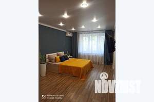 1-к квартира, посуточно, 39м2, 4/10 этаж