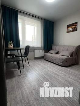 Студия квартира, посуточно, 28м2, 10/18 этаж