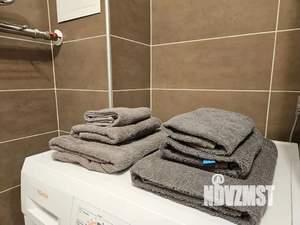 1-к квартира, посуточно, 42м2, 19/25 этаж