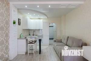 Студия квартира, посуточно, 40м2, 6/20 этаж