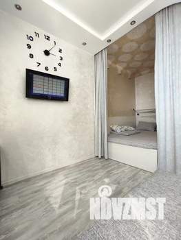 Студия квартира, посуточно, 28м2, 15/24 этаж