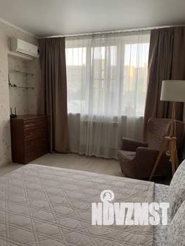 1-к квартира, посуточно, 42м2, 4/20 этаж