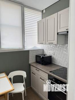 Студия квартира, посуточно, 35м2, 7/24 этаж