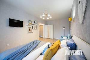 1-к квартира, посуточно, 33м2, 12/20 этаж