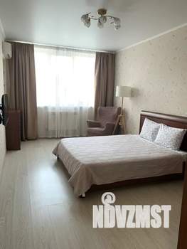 1-к квартира, посуточно, 42м2, 4/20 этаж