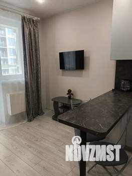 Студия квартира, посуточно, 25м2, 6/11 этаж