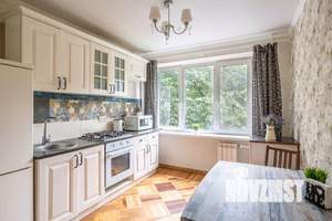 1-к квартира, посуточно, 60м2, 1/1 этаж