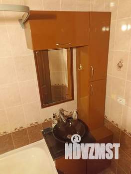 2-к квартира, посуточно, 42м2, 2/5 этаж