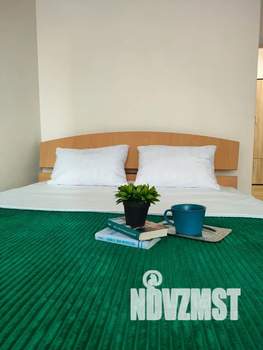 1-к квартира, посуточно, 40м2, 9/25 этаж