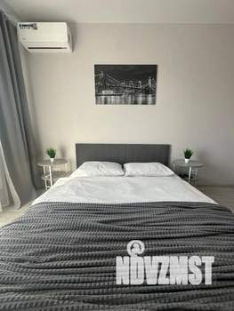 1-к квартира, посуточно, 35м2, 3/25 этаж