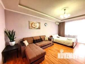 1-к квартира, посуточно, 55м2, 10/15 этаж