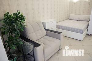 Студия квартира, посуточно, 34м2, 1/18 этаж