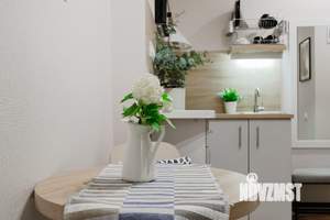 Студия квартира, посуточно, 23м2, 1/4 этаж