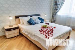 2-к квартира, посуточно, 47м2, 10/17 этаж