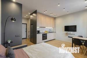 Студия квартира, посуточно, 30м2, 18/19 этаж