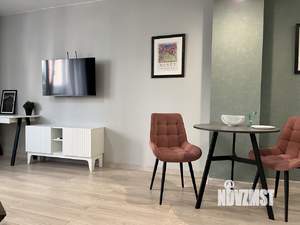 Студия квартира, посуточно, 40м2, 6/18 этаж