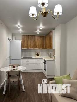 2-к квартира, посуточно, 42м2, 4/18 этаж