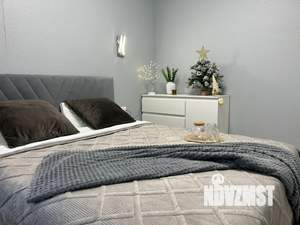 1-к квартира, посуточно, 40м2, 18/24 этаж