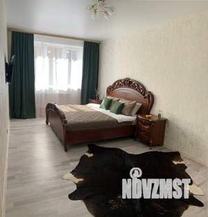 1-к квартира, посуточно, 50м2, 1/1 этаж