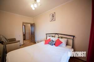 2-к квартира, посуточно, 52м2, 1/1 этаж