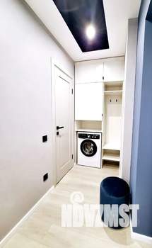 Студия квартира, посуточно, 32м2, 10/20 этаж