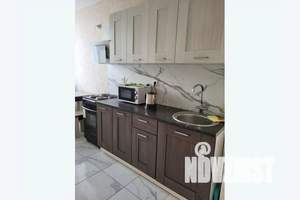 1-к квартира, посуточно, 37м2, 23/25 этаж